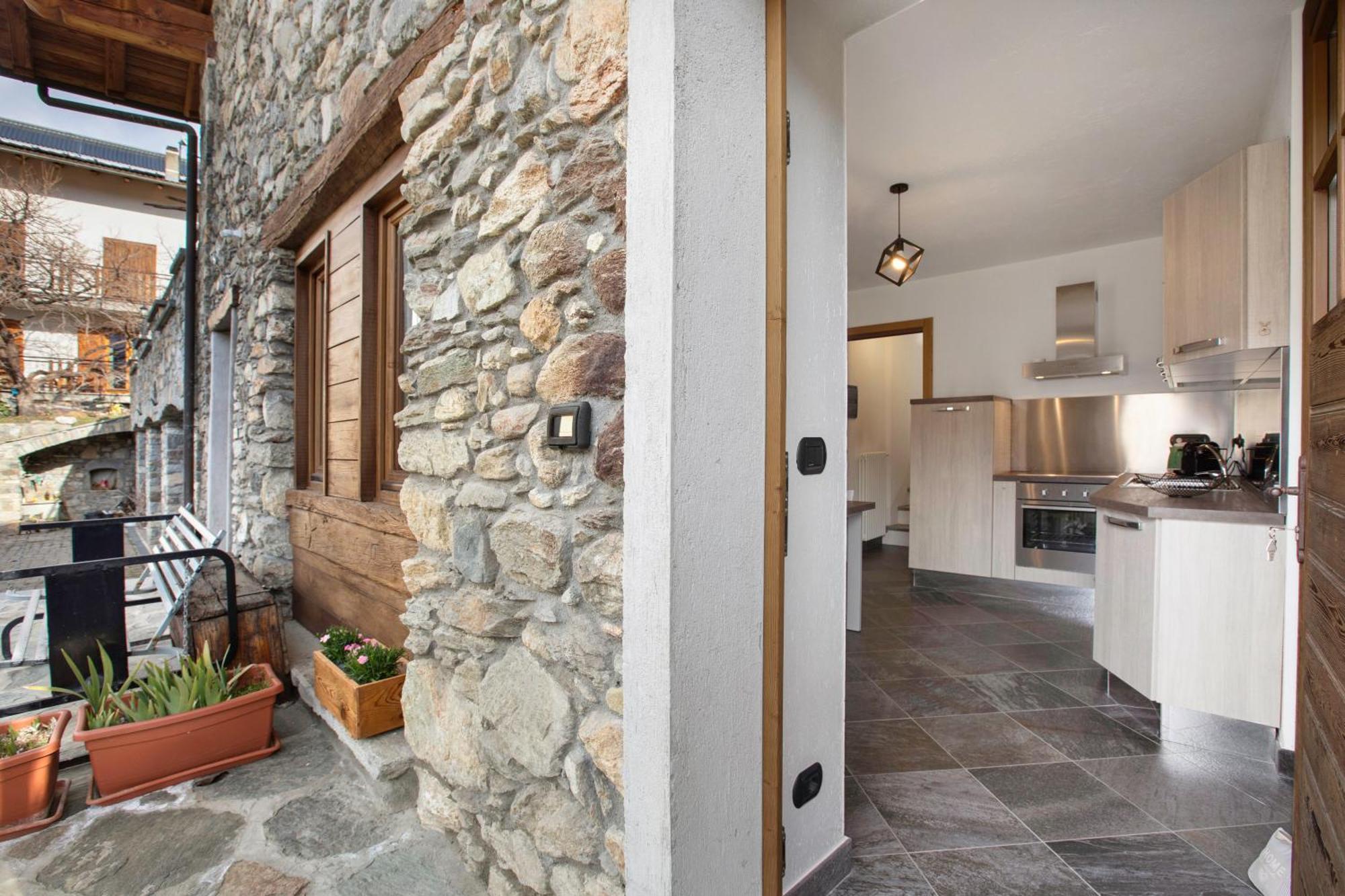 Mini House Valle D'Aosta Roisan Buitenkant foto