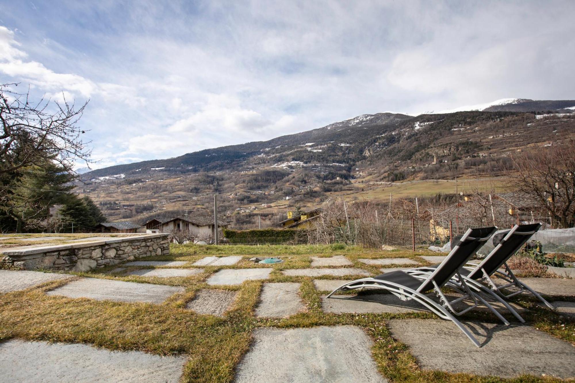Mini House Valle D'Aosta Roisan Buitenkant foto